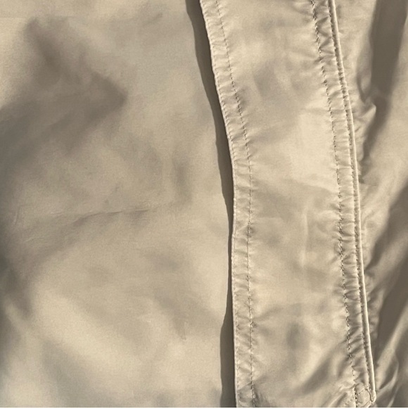 PINK Victoria Secret White Hooded Kangaroo Pouch Windbreaker Jacket XS LAS VEGAS - Picture 10 of 10